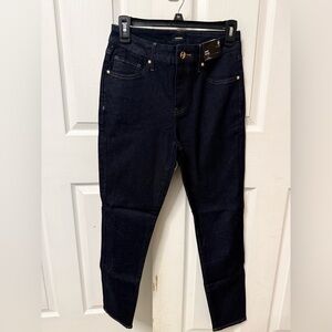 NWOT - Express Mid Rise Skinny Jean - Ultra Hyper Stretch
